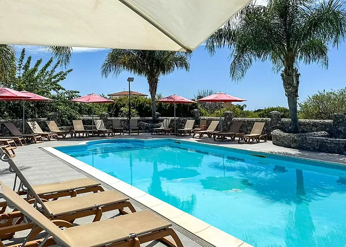 דירה 1 Bedroom Cozy In *