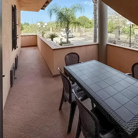 1 Bedroom Cozy In Apartamento